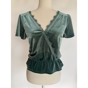 Abercrombie And Fitch Womens Emerald Green Velvet Top With Lace Trim Small